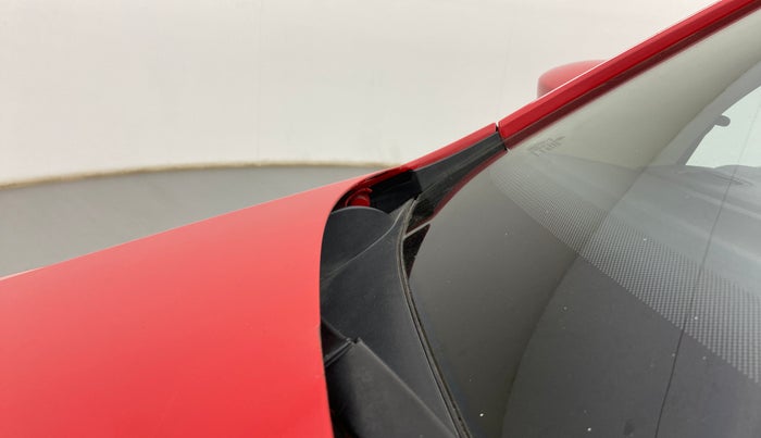 2011 Volkswagen Polo COMFORTLINE 1.2L PETROL, Petrol, Manual, 75,816 km, Bonnet (hood) - Cowl vent panel has minor damage