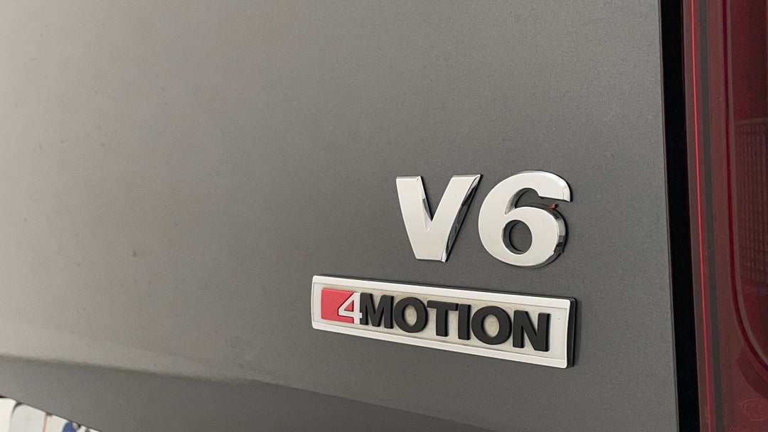 Badge (Boot Right Side)