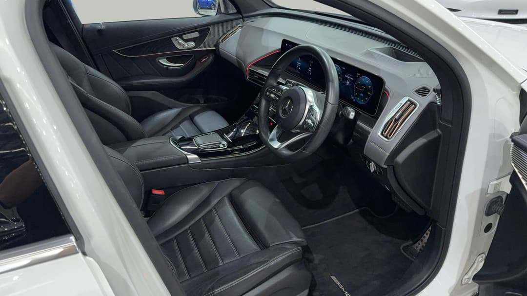 2020 Mercedes-benz Eqc 400 4matic, Automatic, 45316 km, Right Side Front Door Cabin View