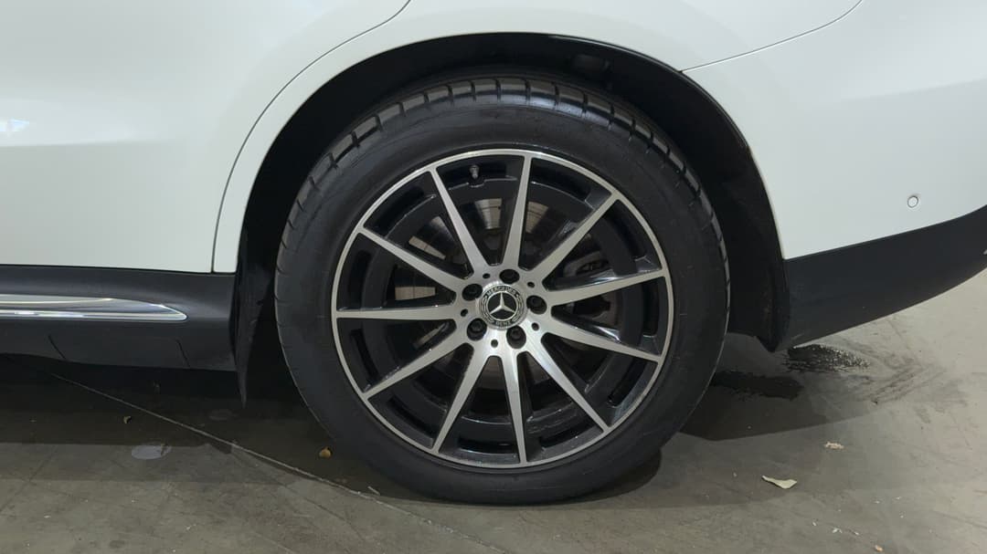 2020 Mercedes-benz Eqc 400 4matic, Automatic, 45316 km, Left Rear Wheel