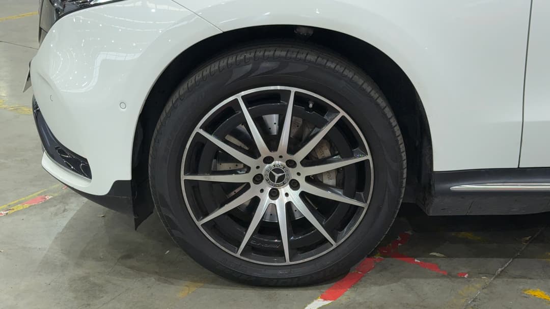 2020 Mercedes-benz Eqc 400 4matic, Automatic, 45316 km, Left Front Wheel