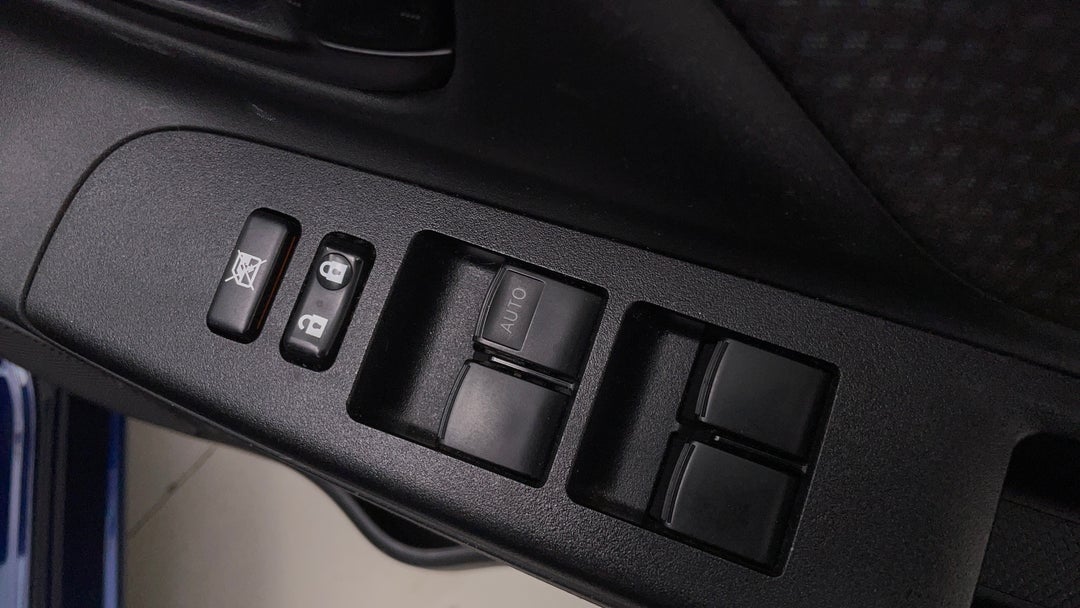 Drivers Side Door Panel Controls