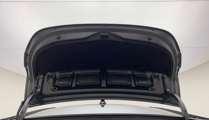 2018 Hyundai Verna 1.6 VTVT SX, Petrol, Manual, 34,214 km, Boot Door Open