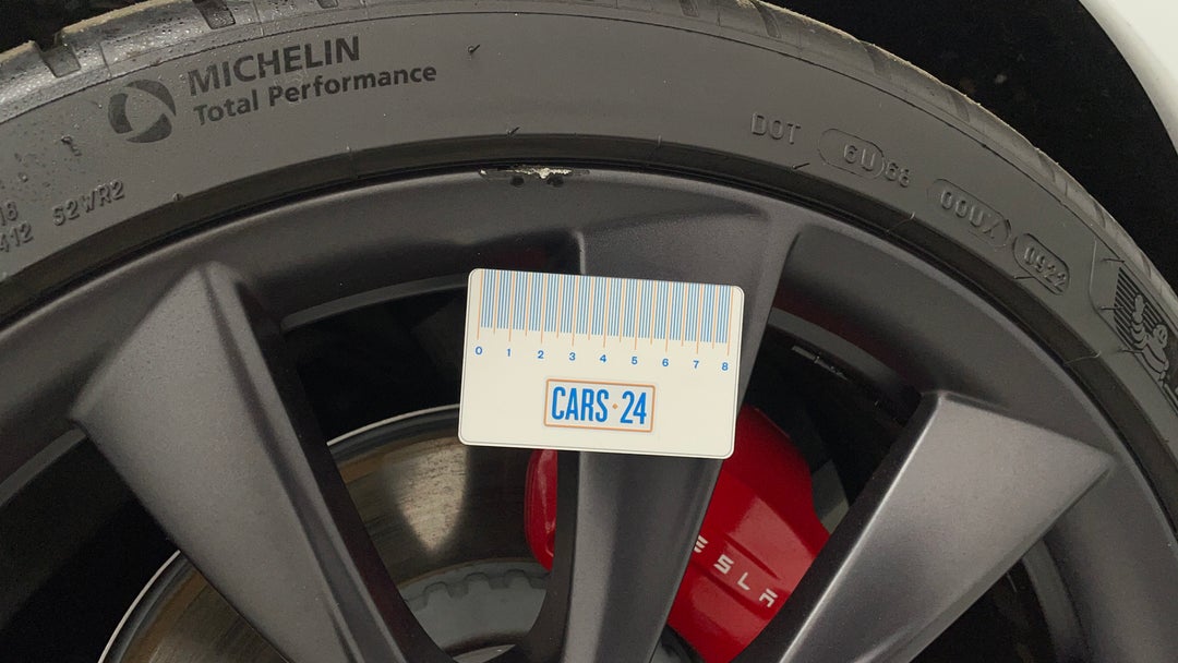 Wheels Rim Rear LHS Gutter Rash