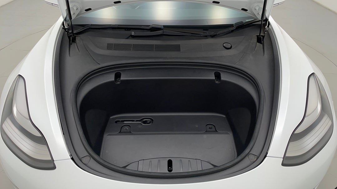 Open Bonnet (Engine)