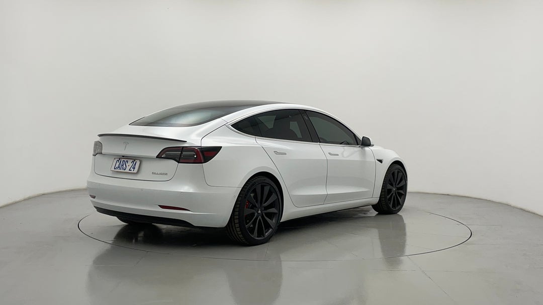 Right Back Diagonal (45- Degree) View