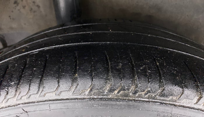 2015 Honda City 1.5L I-VTEC V MT, Petrol, Manual, 85,871 km, Right Rear Tyre Tread