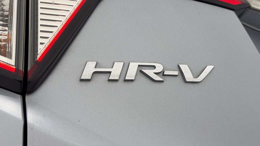 2018 Honda HR-V Vti, Automatic, 65408 km, Badge (Boot Left Side)