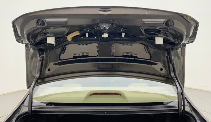 2016 Honda City 1.5L I-VTEC VX, Petrol, Manual, 77,095 km, Boot Door Open