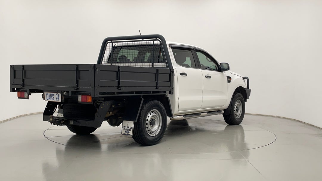 Right Back Diagonal (45- Degree) View