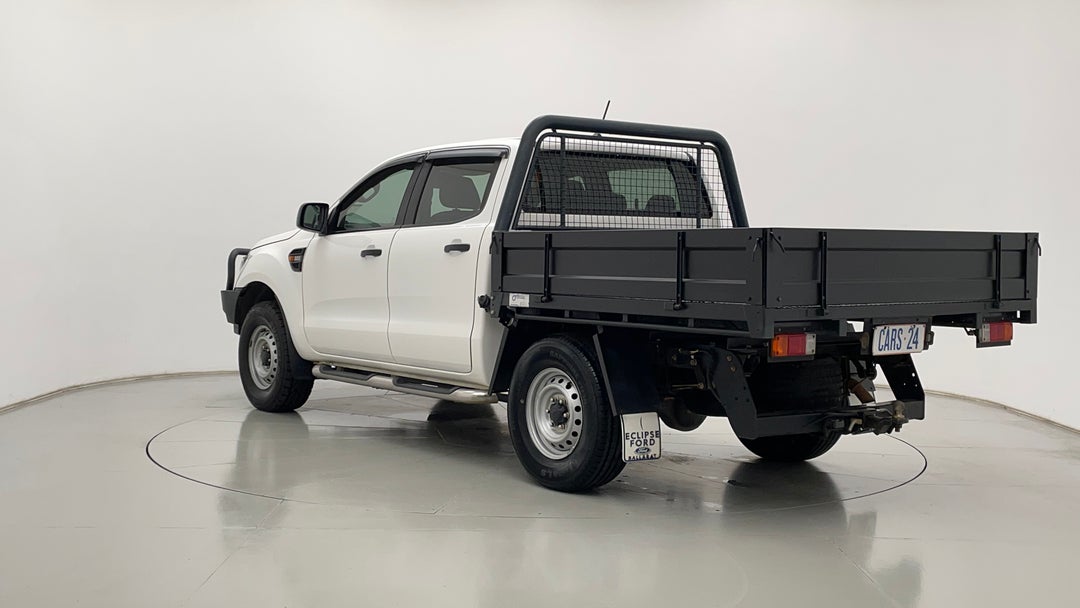 Left Back Diagonal (45- Degree) View