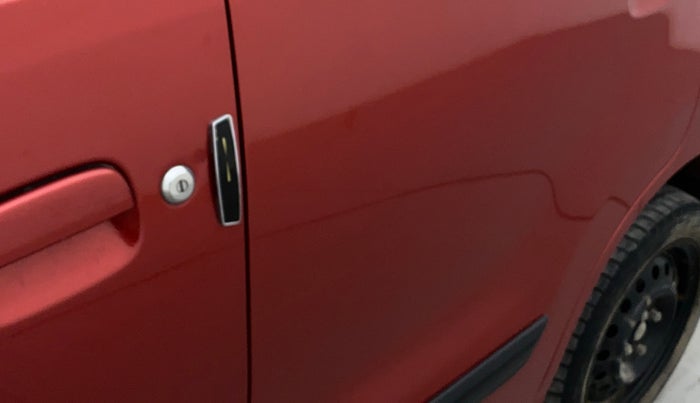 2017 Maruti Wagon R 1.0 VXI, Petrol, Manual, 49,036 km, Rear left door - Minor scratches