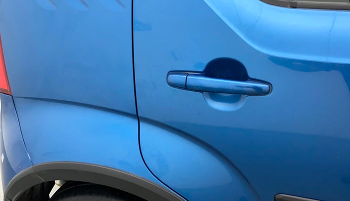 2017 Maruti IGNIS ZETA 1.2 AMT DUAL TONE, Petrol, Automatic, 29,406 km, Right quarter panel - Minor scratches
