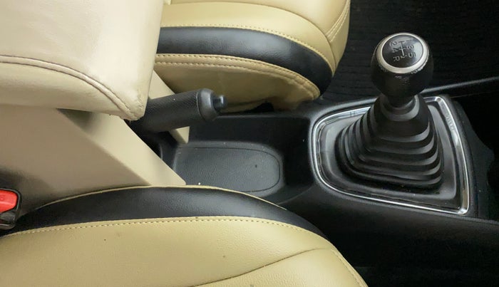 2019 Honda Amaze 1.2L I-VTEC S, Petrol, Manual, 45,728 km, Gear Lever