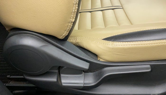 2019 Honda Amaze 1.2L I-VTEC S, Petrol, Manual, 45,728 km, Driver Side Adjustment Panel