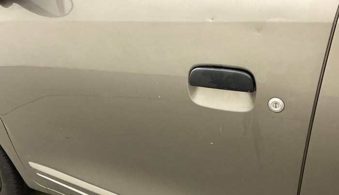 2019 Maruti New Wagon-R LXI CNG 1.0, CNG, Manual, 71,919 km, Front passenger door - Slightly dented