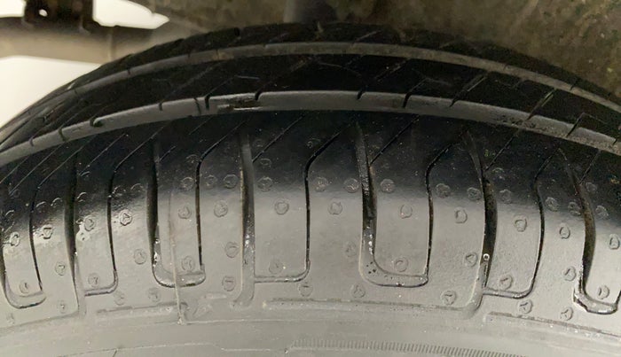 2019 Maruti New Wagon-R LXI CNG 1.0, CNG, Manual, 71,919 km, Right Rear Tyre Tread