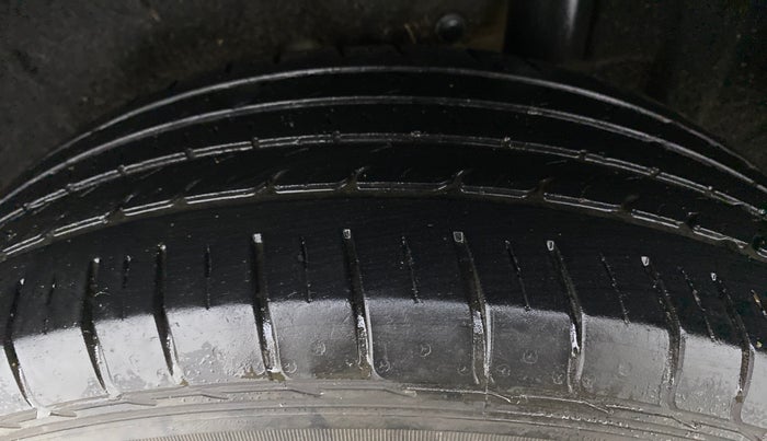 2018 Maruti Vitara Brezza VDI, Diesel, Manual, 72,106 km, Left Rear Tyre Tread