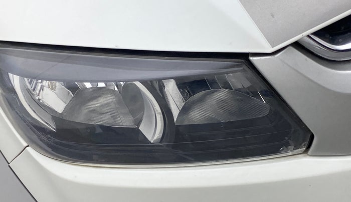 2018 Maruti Vitara Brezza VDI, Diesel, Manual, 72,106 km, Right headlight - Minor damage