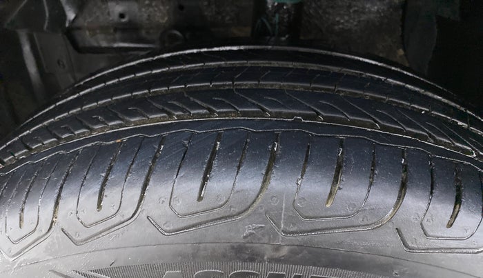 2018 Maruti Vitara Brezza VDI, Diesel, Manual, 72,106 km, Left Front Tyre Tread