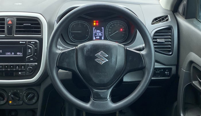 2018 Maruti Vitara Brezza VDI, Diesel, Manual, 72,106 km, Steering Wheel Close Up