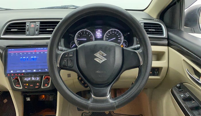 2015 Maruti Ciaz ZXI, Petrol, Manual, 45,079 km, Steering Wheel Close Up