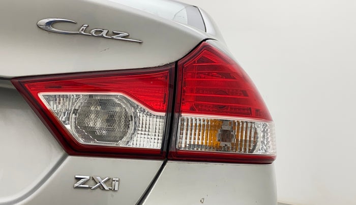 2015 Maruti Ciaz ZXI, Petrol, Manual, 45,079 km, Right tail light - Faded