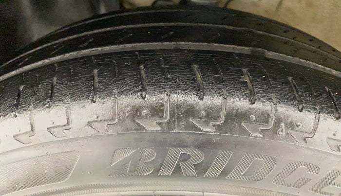 2019 Maruti IGNIS DELTA 1.2 K12 AMT, Petrol, Automatic, 34,528 km, Left Front Tyre Tread