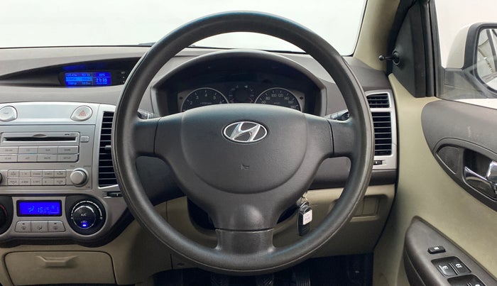 2010 Hyundai i20 MAGNA O 1.2, Petrol, Manual, 61,194 km, Steering Wheel Close Up