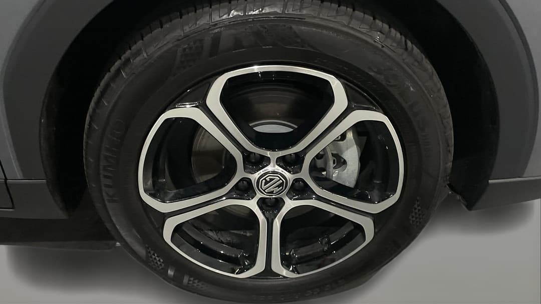 2024 MG ZS Hybrid+ Excite, Automatic, 11241 km, Right Front Wheel