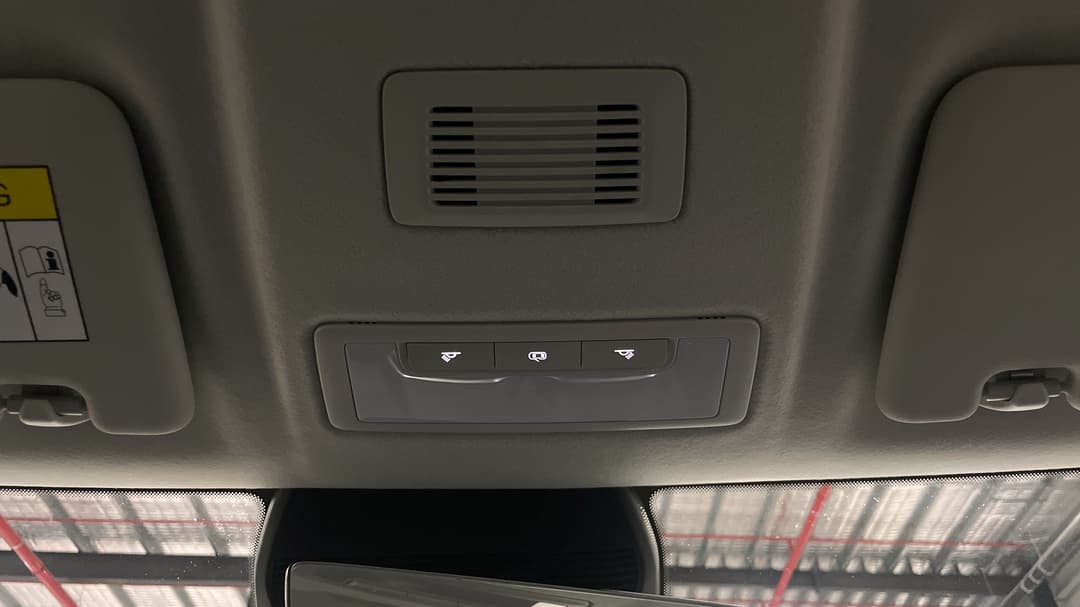 2024 MG ZS Hybrid+ Excite, Automatic, 11241 km, On-Roof Controls/Sunglass holder