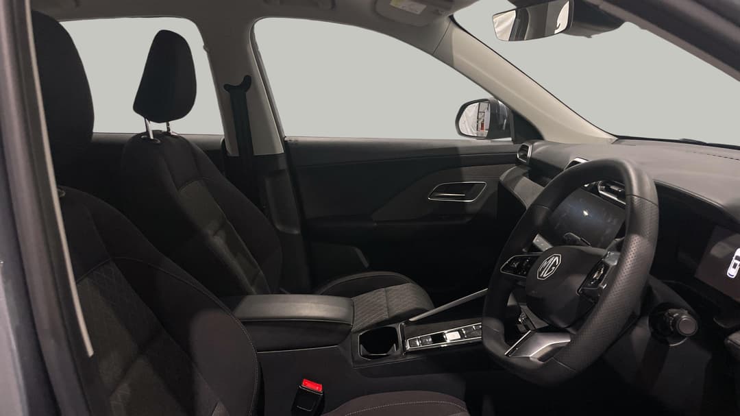 2024 MG ZS Hybrid+ Excite, Automatic, 11241 km, Right Side Front Door Cabin View
