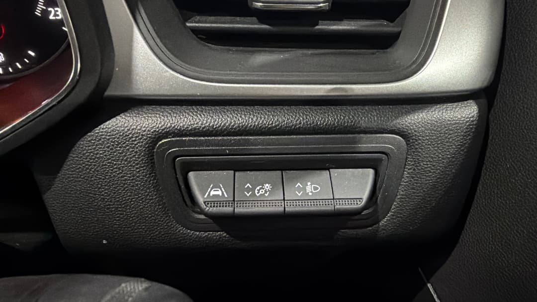 2022 Renault Captur Life, Automatic, 48350 km, Utility Switches/Buttons