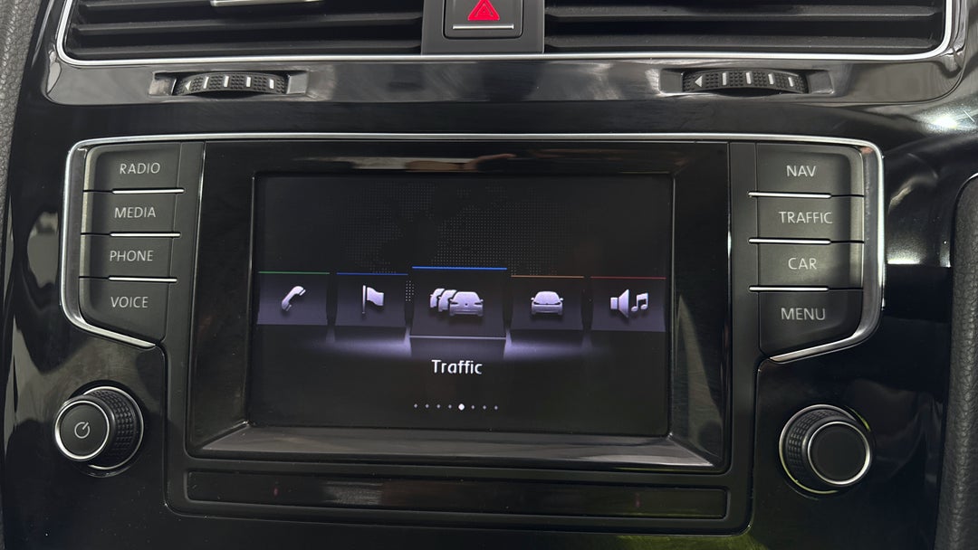 2013 Volkswagen Golf 103 Tsi Highline, Automatic, 108499 km, Infotainment System