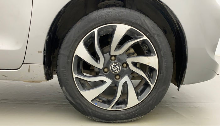 2020 Toyota Glanza G, Petrol, Manual, 69,714 km, Right Front Wheel