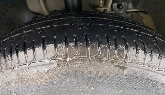 2018 Tata Tiago XE PETROL, Petrol, Manual, 41,920 km, Right Front Tyre Tread