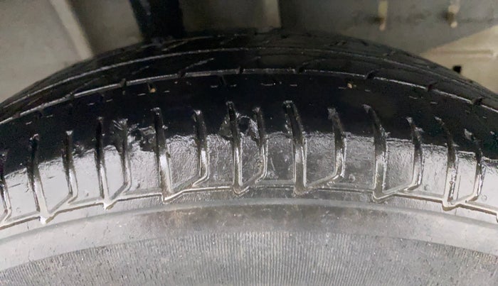 2018 Tata Tiago XE PETROL, Petrol, Manual, 41,920 km, Right Rear Tyre Tread