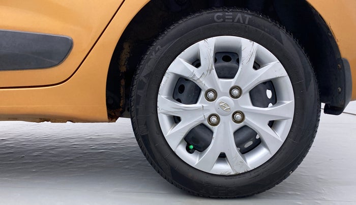 2014 Hyundai Grand i10 SPORTS 1.2 VTVT, Petrol, Manual, 99,388 km, Left Rear Wheel