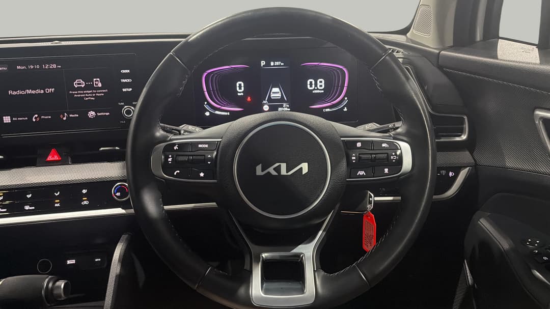 2024 Kia Sportage S (FWD), Automatic, 20109 km, Steering Wheel Close-up