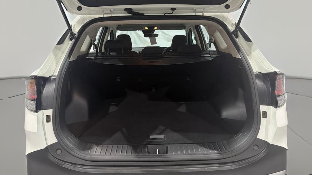 2024 Kia Sportage S (FWD), Automatic, 20109 km, Boot Inside View