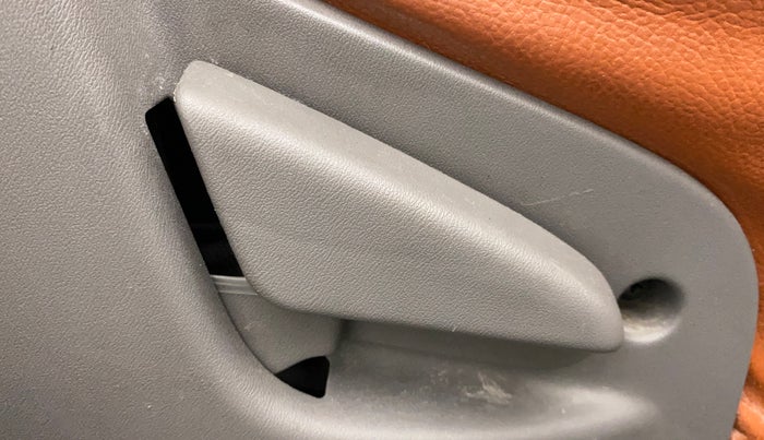 2014 Datsun Go T, Petrol, Manual, 20,866 km, Driver Side Adjustment Panel