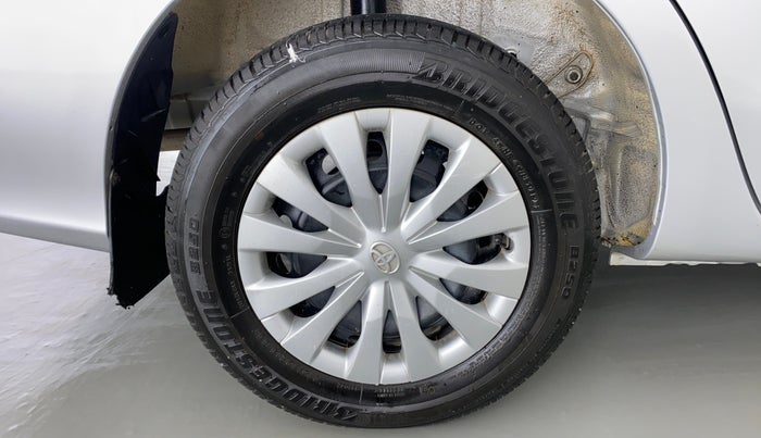 2018 Toyota Etios GD, Diesel, Manual, 37,414 km, Right Rear Wheel