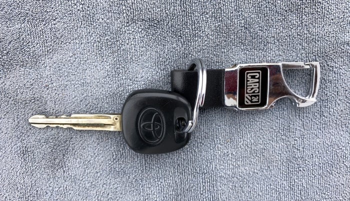2018 Toyota Etios GD, Diesel, Manual, 37,414 km, Key Close Up