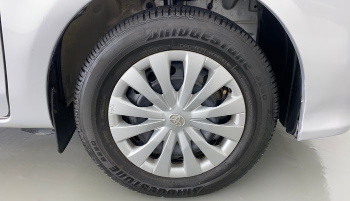 2018 Toyota Etios GD, Diesel, Manual, 37,414 km, Right Front Wheel