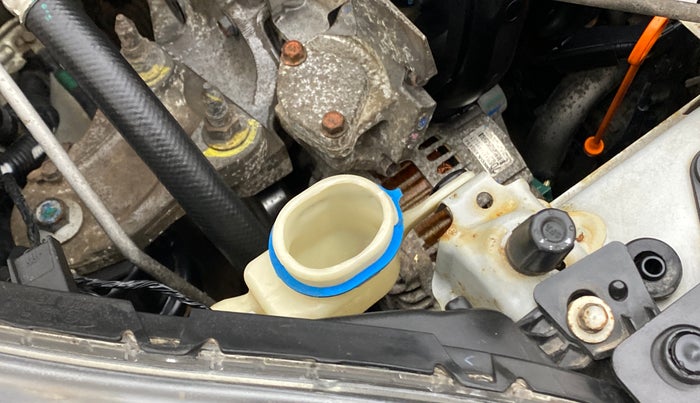 2015 Honda Jazz 1.2 SV MT, Petrol, Manual, 27,732 km, Front windshield - Wiper bottle cap missing