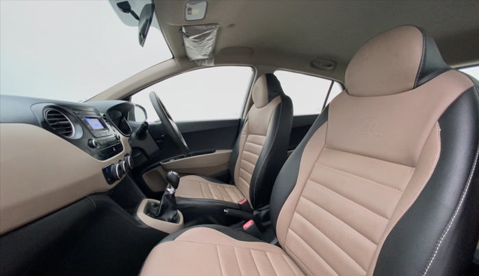 2016 Hyundai Grand i10 SPORTZ 1.2 KAPPA VTVT, Petrol, Manual, 14,765 km, Right Side Front Door Cabin View