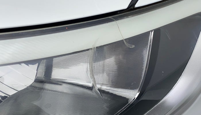 2016 Hyundai Elite i20 MAGNA 1.2, Petrol, Manual, 42,101 km, Right headlight - Minor scratches