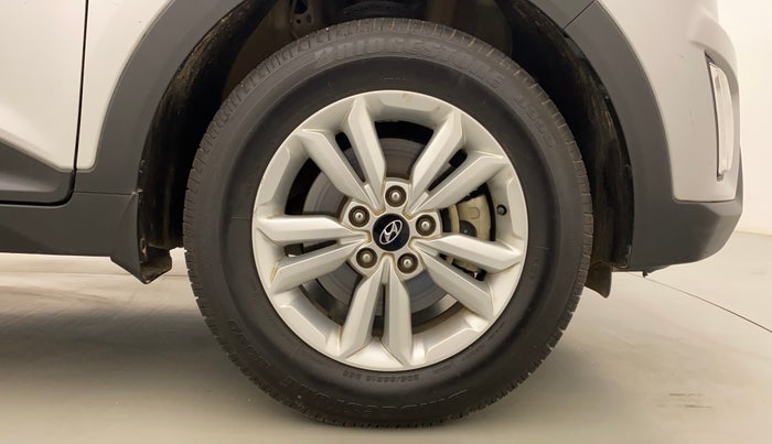 2017 Hyundai Creta SX PLUS 1.6 PETROL, Petrol, Manual, 88,556 km, Right Front Wheel