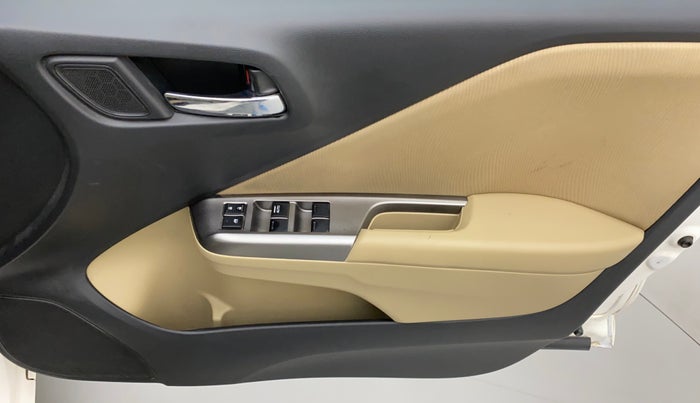 2015 Honda City 1.5L I-VTEC V MT, Petrol, Manual, 68,878 km, Driver Side Door Panels Control