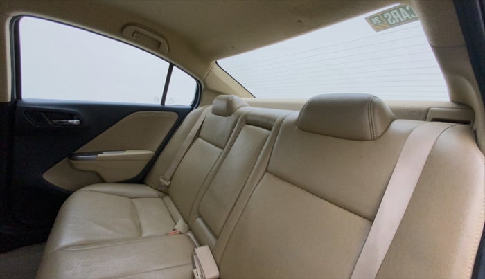 2015 Honda City 1.5L I-VTEC V MT, Petrol, Manual, 68,878 km, Right Side Rear Door Cabin